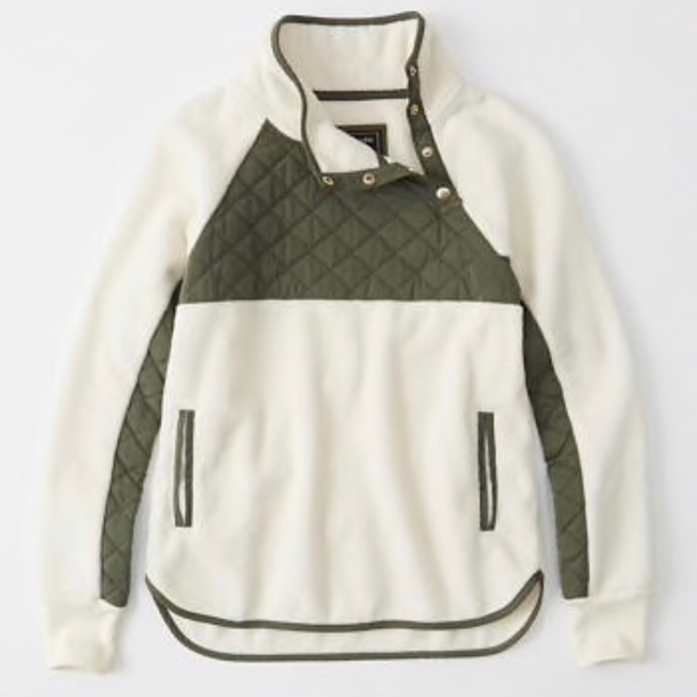 Abercrombie & Fitch Asymmetrical Snap Popover